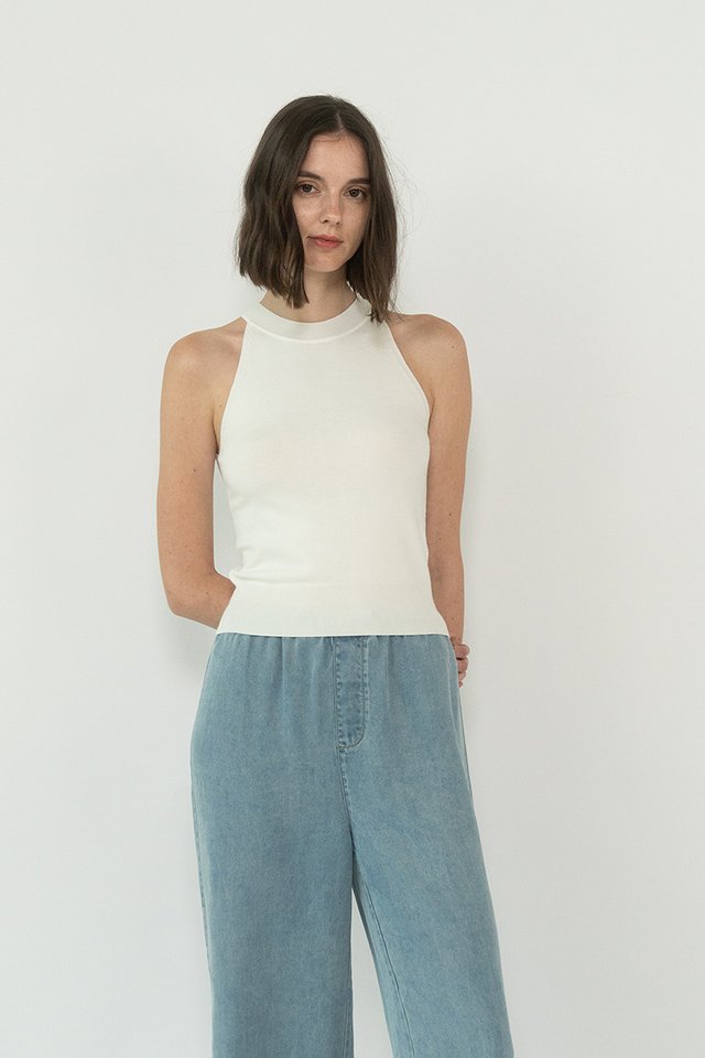 HIGH NECK KNIT TOP WHITE