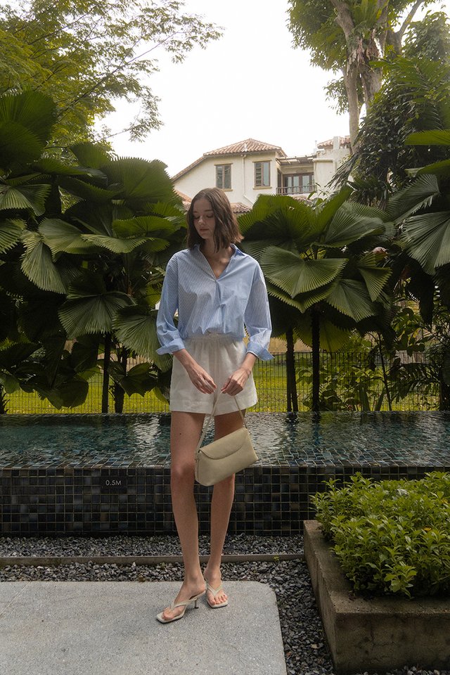 MISMATCHED WRAP SHIRT BLUE