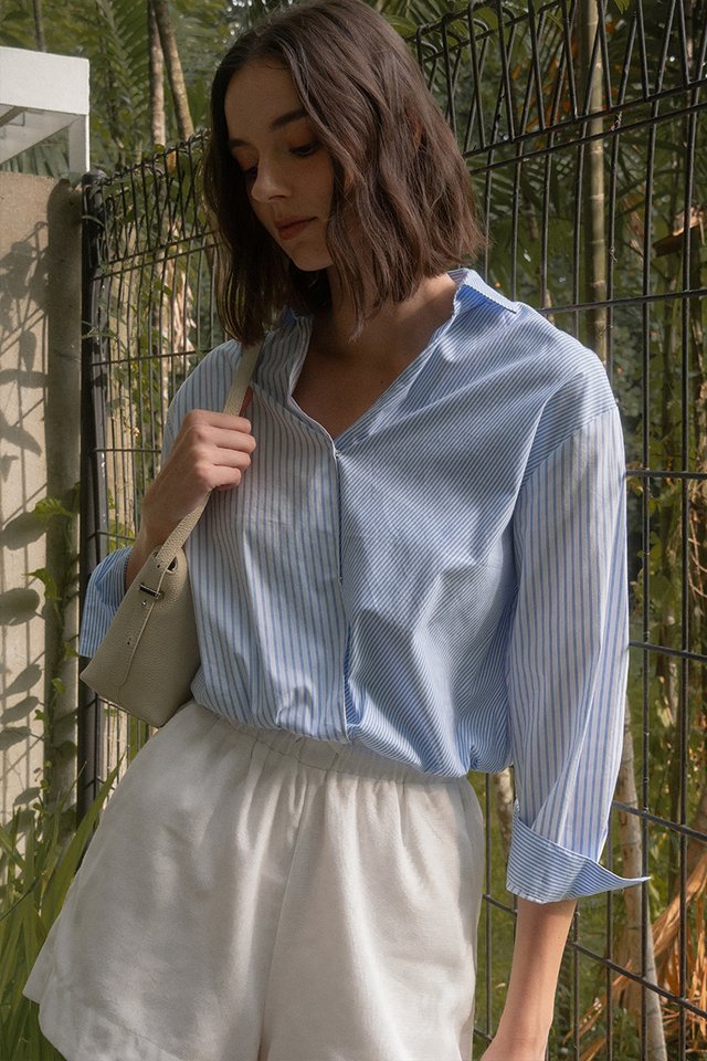 MISMATCHED WRAP SHIRT BLUE