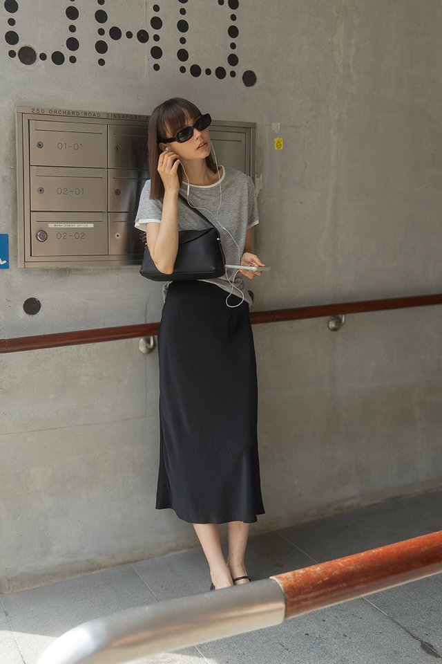 BIAS CUT MIDI SKIRT BLACK