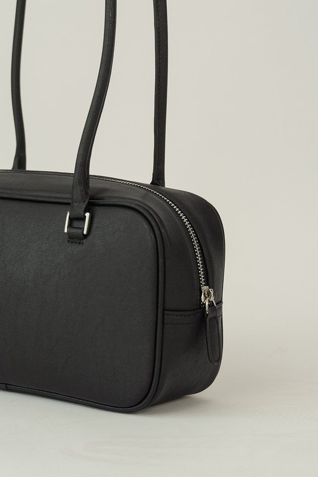 BOWLER BAG BLACK