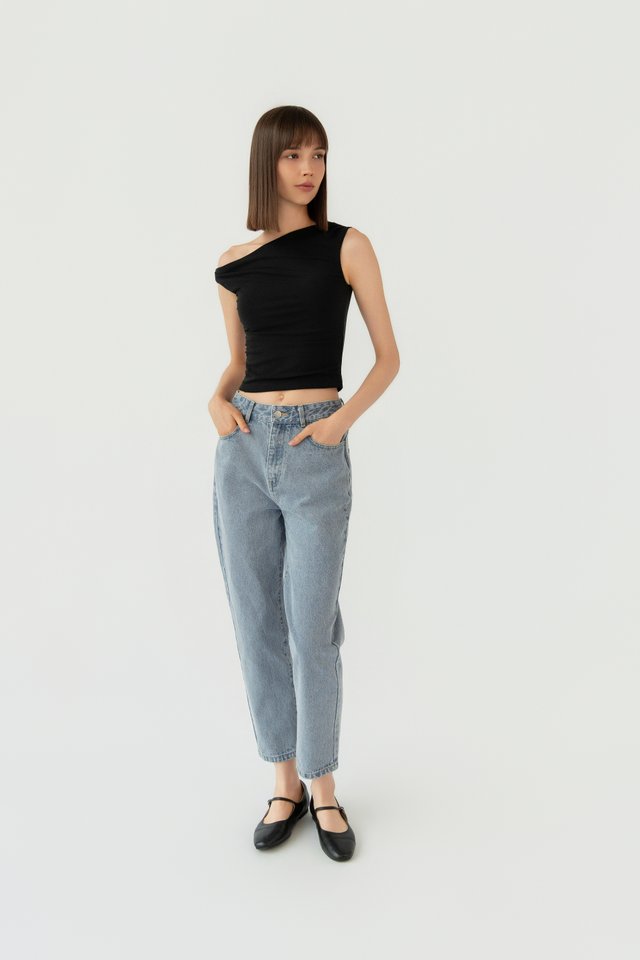 TWIST SHOULDER TOP BLACK