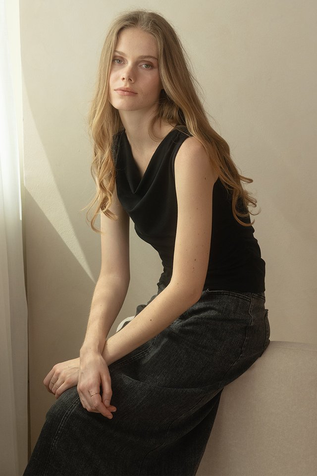 DENIM COLUMN SKIRT WASHED BLACK