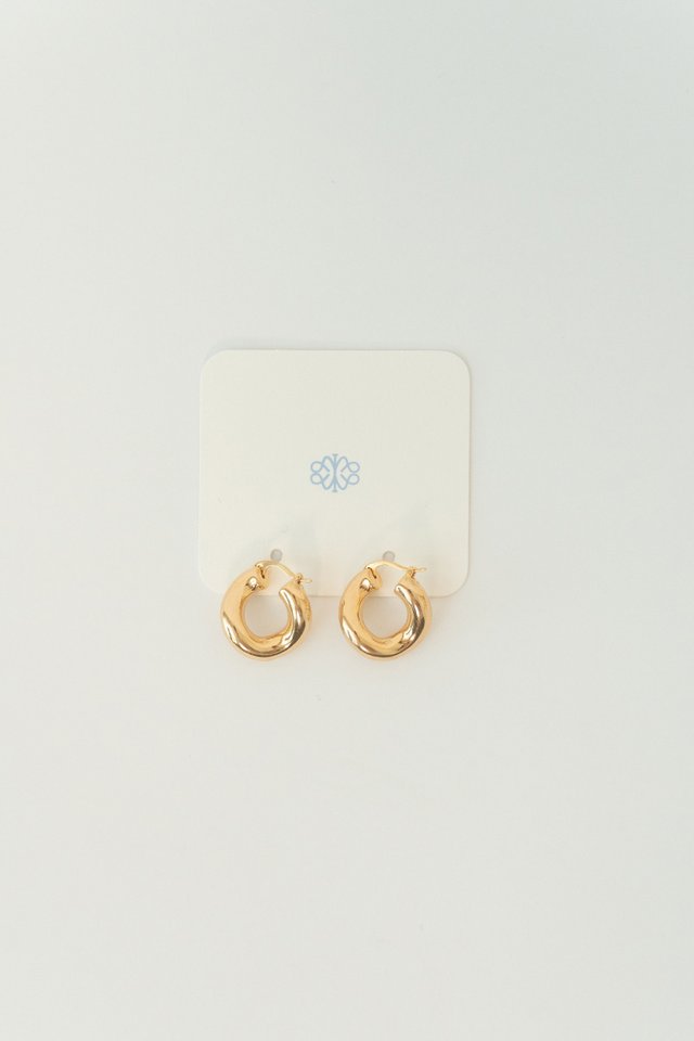 GOLD CURVY EARRINGS