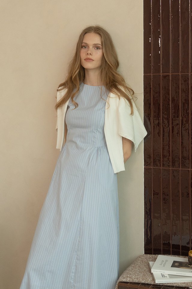 STRIPED SIDE FLARE DRESS BLUE