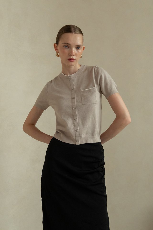 CONTRAST TRIM KNIT TOP COCONUT
