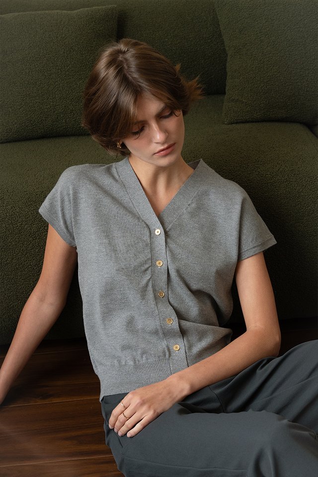 GOLD BUTTON KNIT TOP DARK GREY