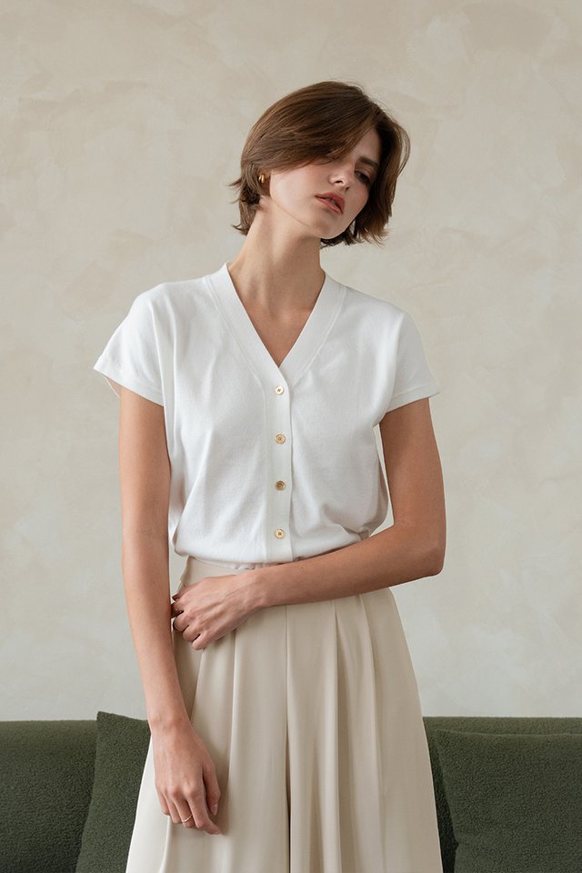 GOLD BUTTON KNIT TOP WHITE