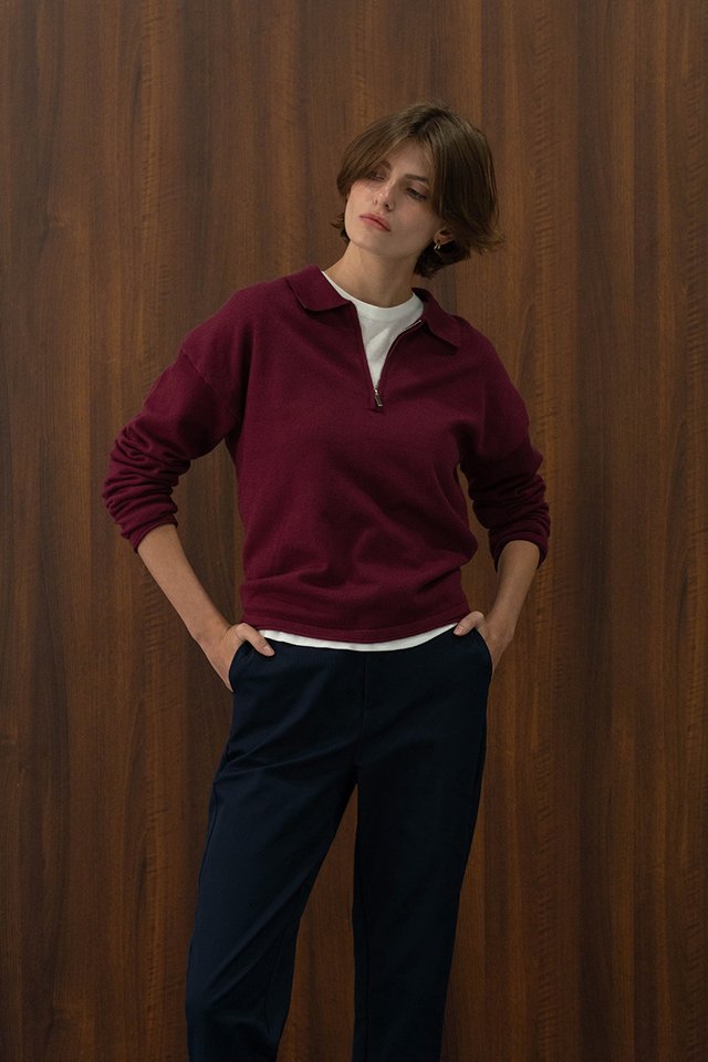 KNIT ZIP-UP POLO TOP BURGUNDY