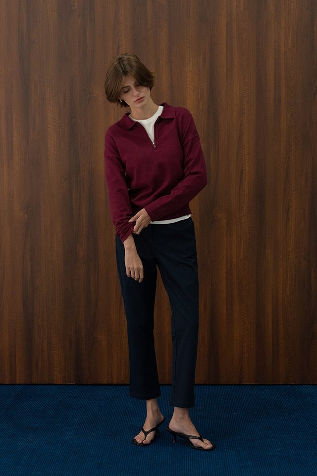 KNIT ZIP-UP POLO TOP BURGUNDY