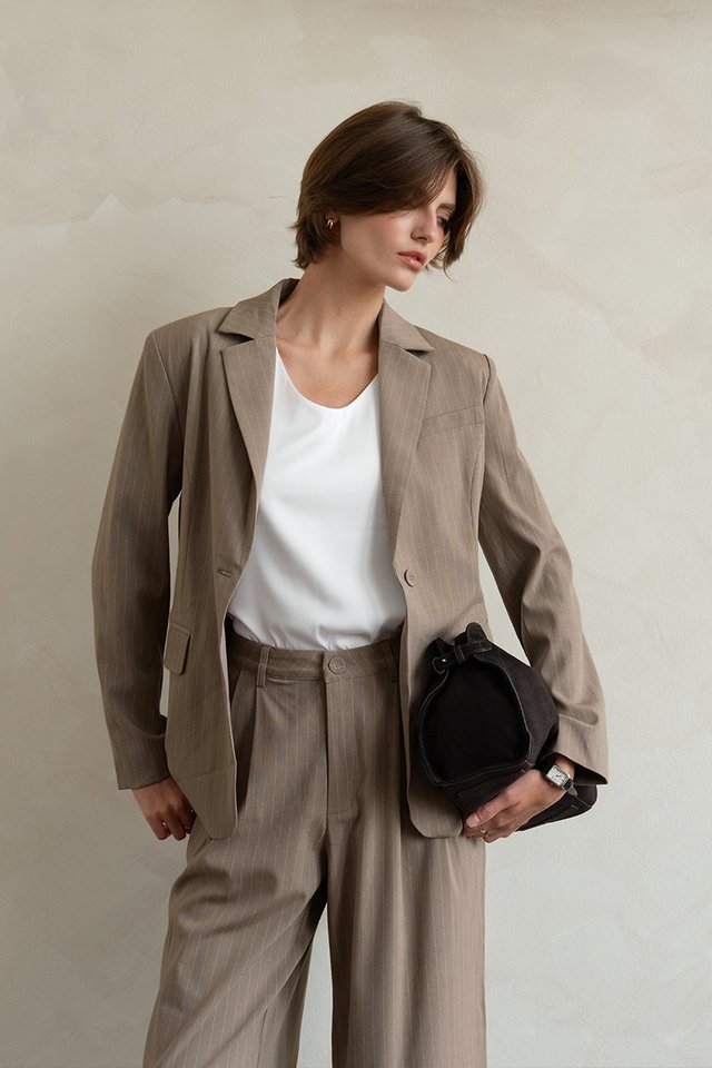 PINSTRIPE BLAZER TAUPE