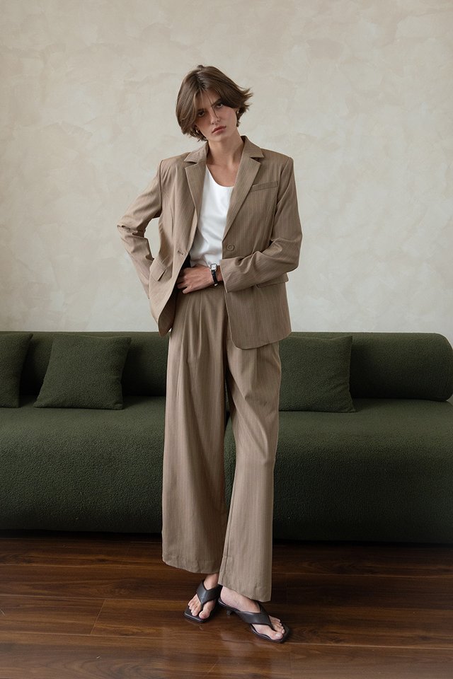 PINSTRIPE BLAZER TAUPE