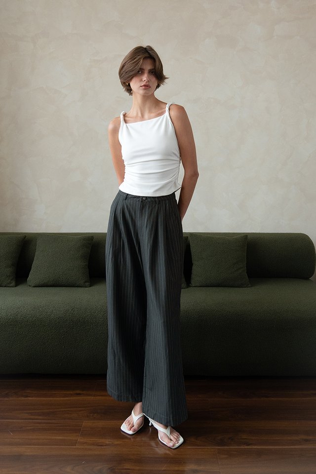 SLEEVELESS TWIST DETAIL TOP WHITE